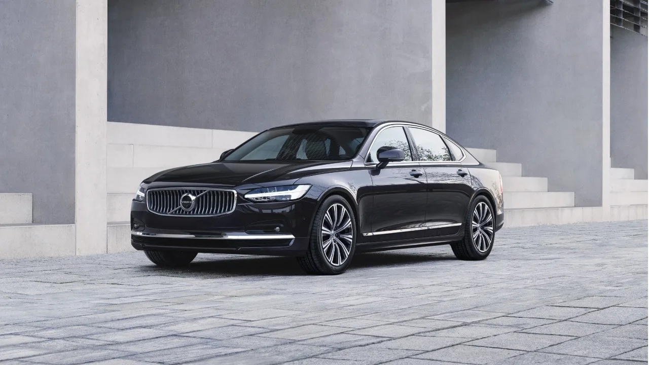 S90