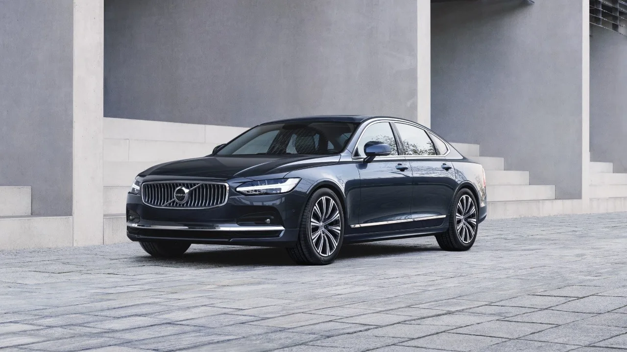 S90